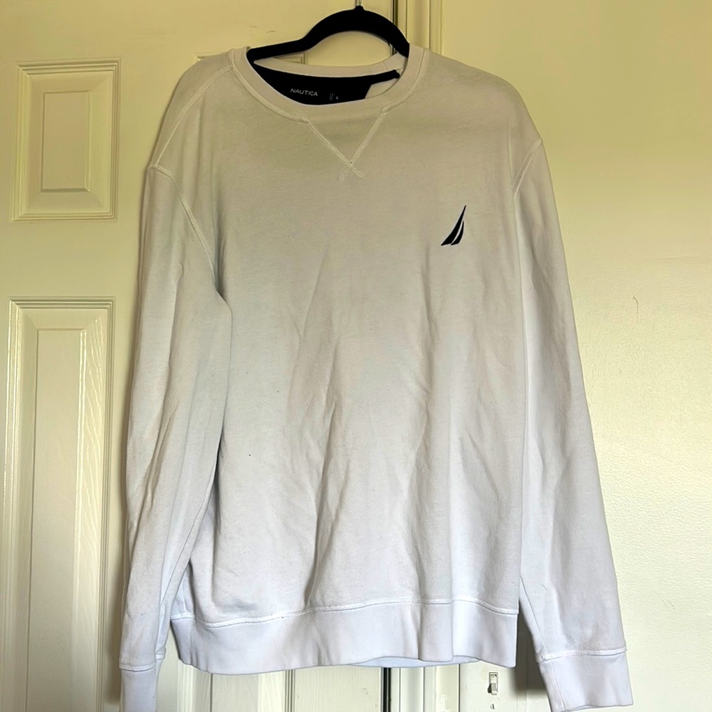 White Nautica sweater extra-large